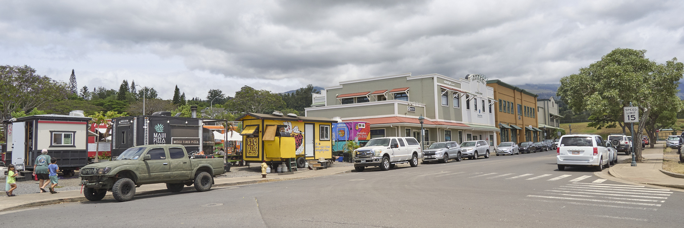 A market area off Hwy 37 in Kula, HI
