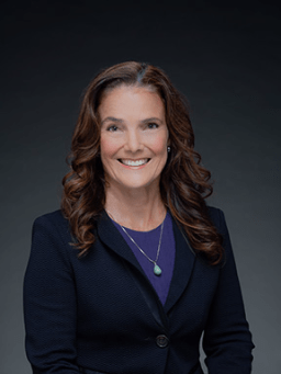 Amy Perruso headshot