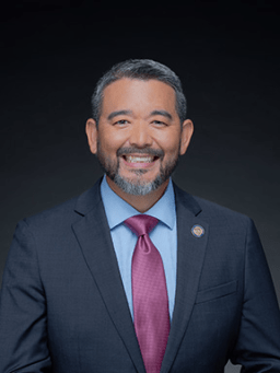 Andrew Garrett headshot