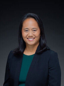 Della Au Belatti headshot