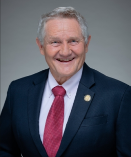 Tim Richards headshot