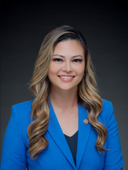 Trish La Chica headshot